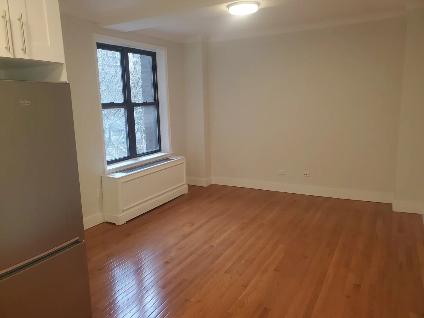 210 W 70 St #0404A, Manhattan, NY 10023