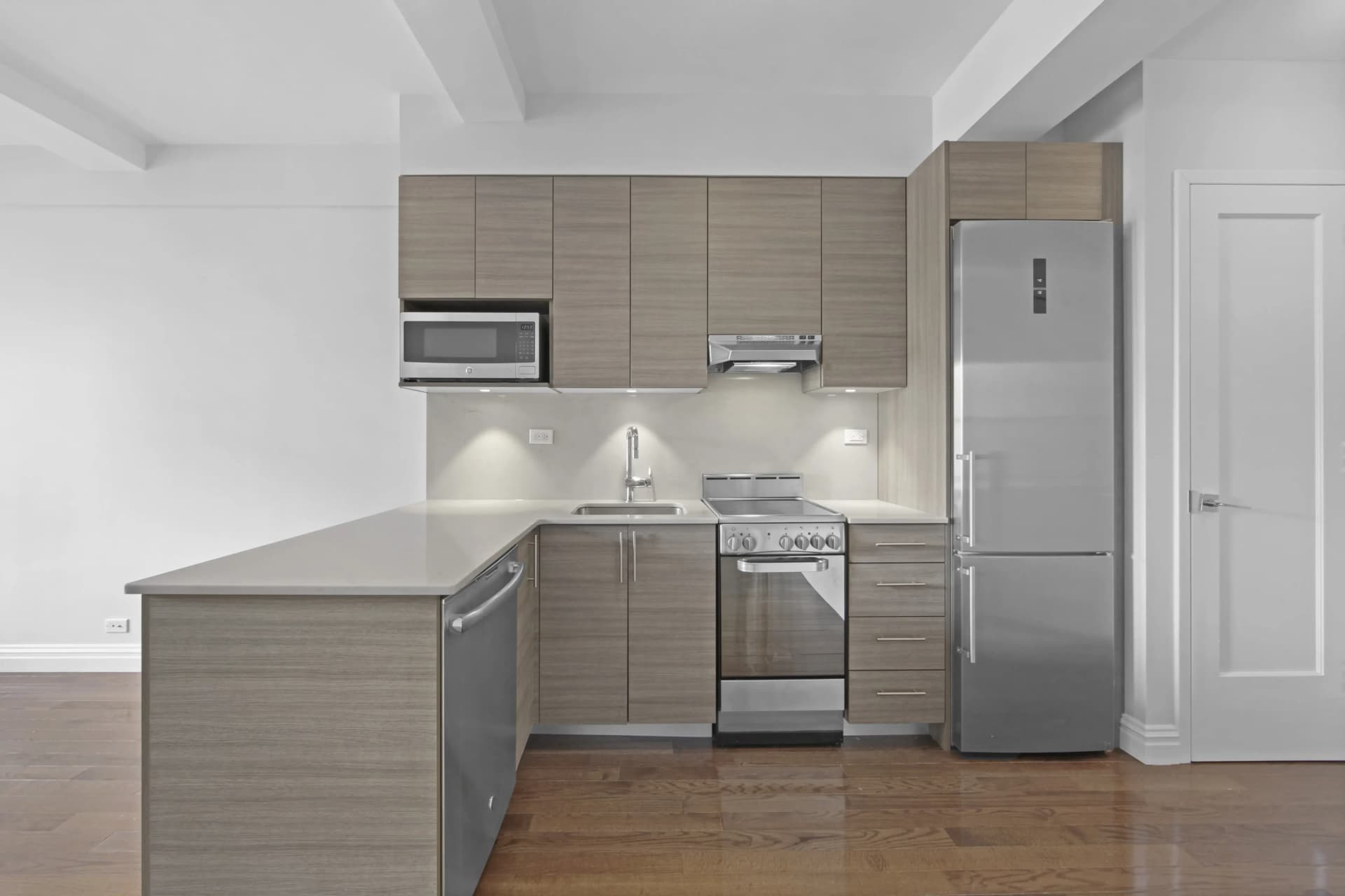 210 West 70 Street #1004, Manhattan, NY 10023 apartment_kitchen 1
