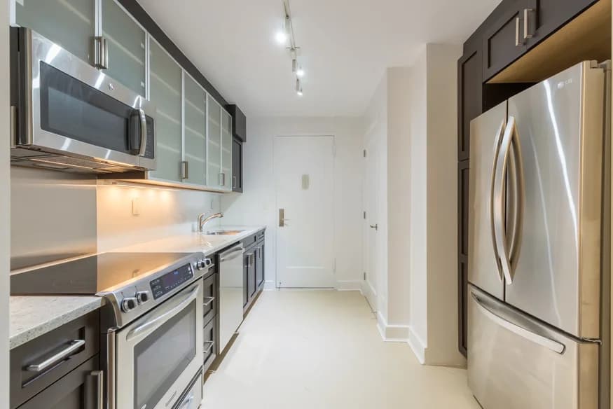 210 W 70 St #1506, Manhattan, NY 10023