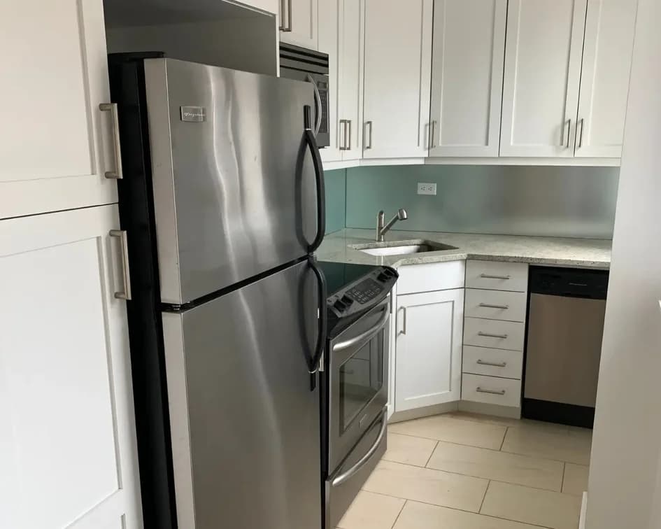 210 West 70 Street #1602, Manhattan, NY 10023 apartment_kitchen 1