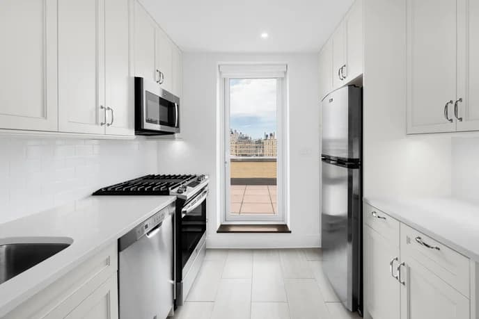 25 West 81 Street #PHC, Manhattan, NY 10024 - Image 1