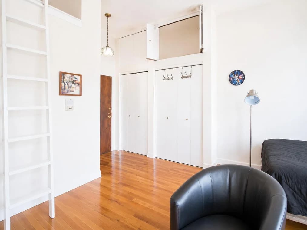 51 West 84 Street #5, Manhattan, NY 10024 apartment_entry 1