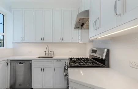 241 Central Park West #13-F, Manhattan, NY 10024 apartment_kitchen 1