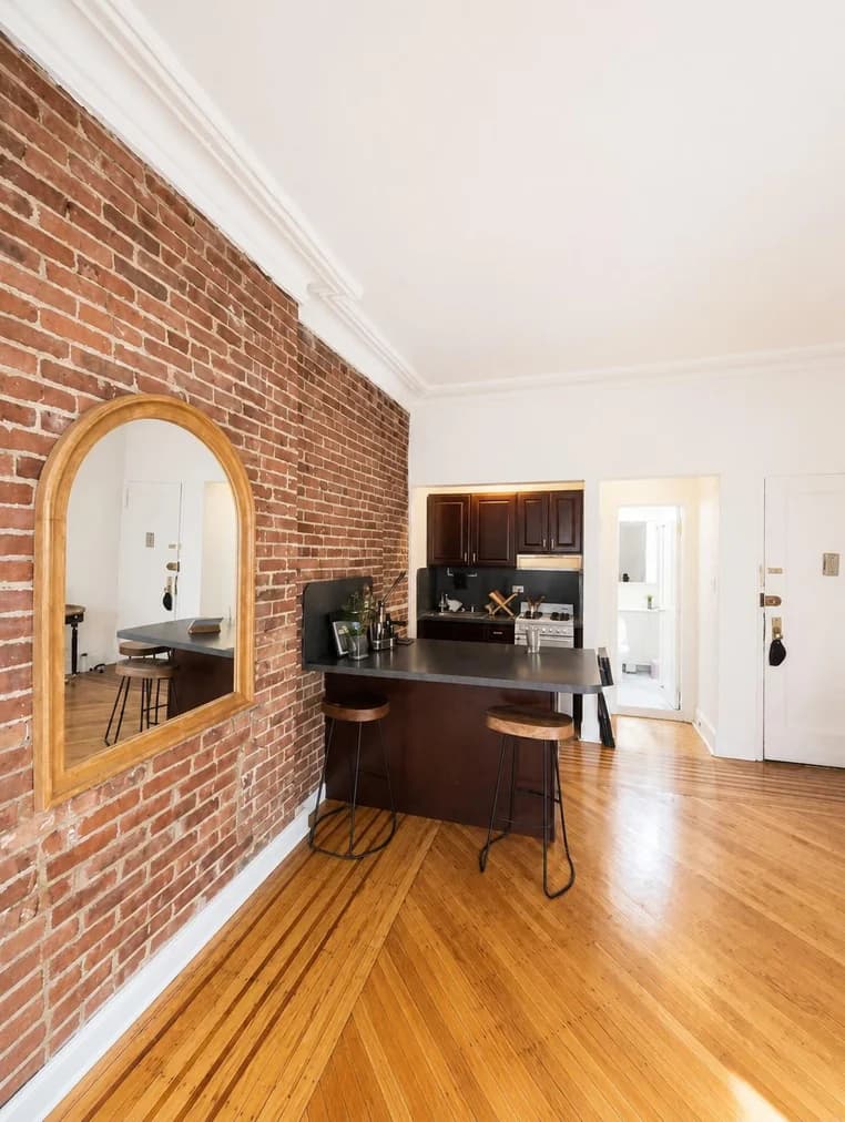 40 West 85 Street #3-F, Manhattan, NY 10024 apartment_living_room 1