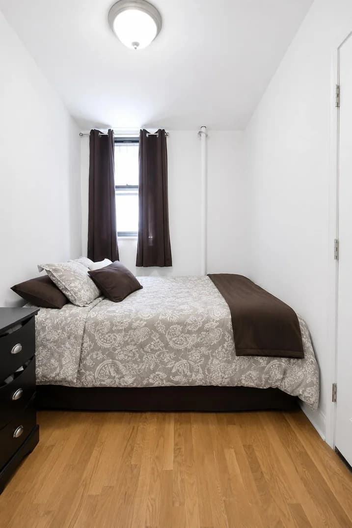40 West 85 Street #GR, Manhattan, NY 10024 apartment_bedroom_room 1