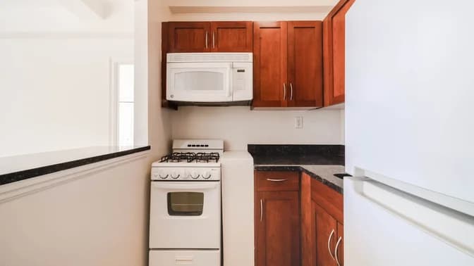 41 West 86 Street #14E, Manhattan, NY 10024