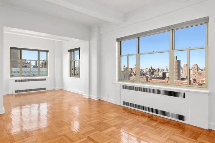 295 Central Park West #18D, Manhattan, NY 10024