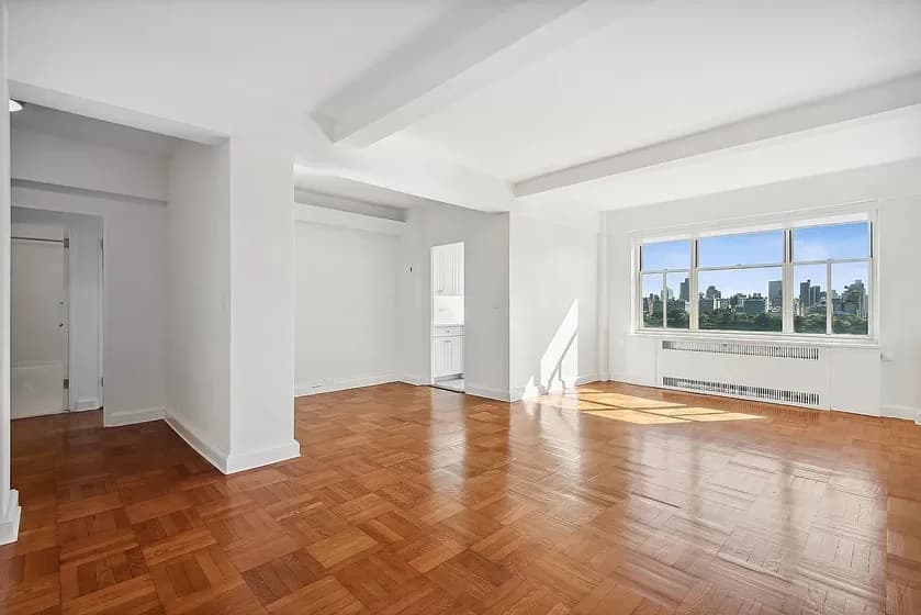 295 Central Park West #9F, Manhattan, NY 10024 apartment_living_room 1
