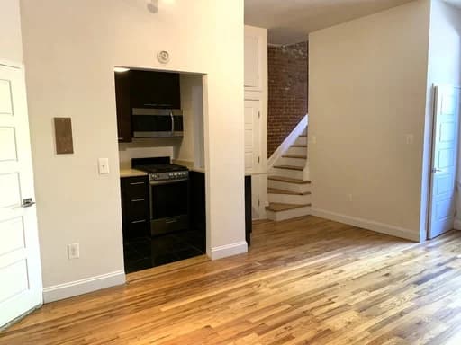 151 West 82 Street #6W, Manhattan, NY 10024