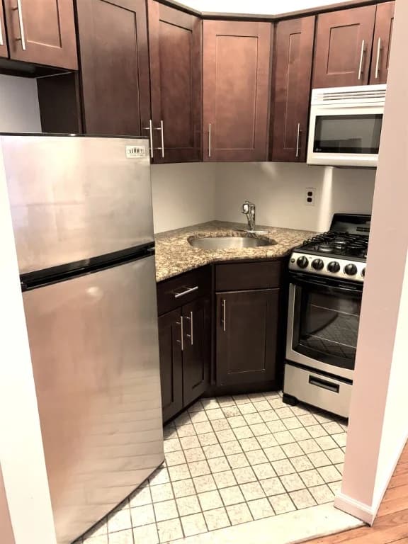 101 West 86 Street #2E, Manhattan, NY 10024 apartment_kitchen 1