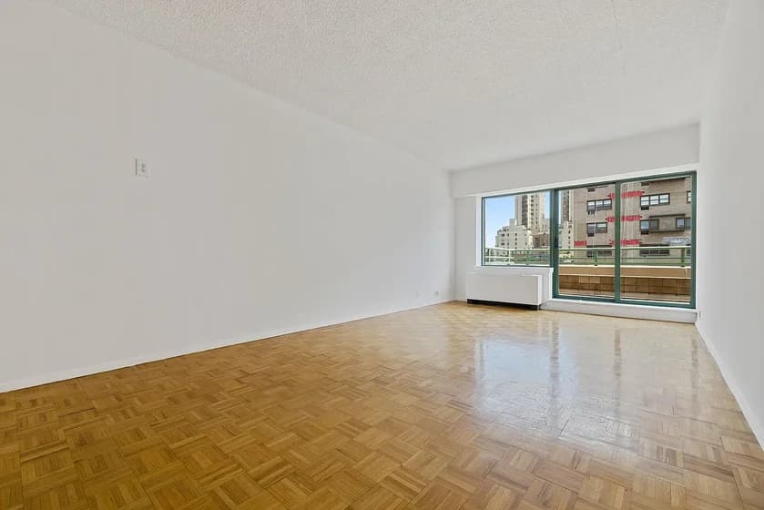 104 West 90 Street #13H, Manhattan, NY 10024 apartment_living_room 1