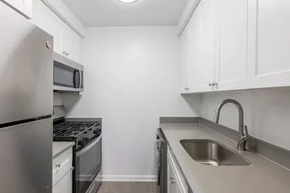 101 West 90 Street #19c, Manhattan, NY 10024 - Image 1