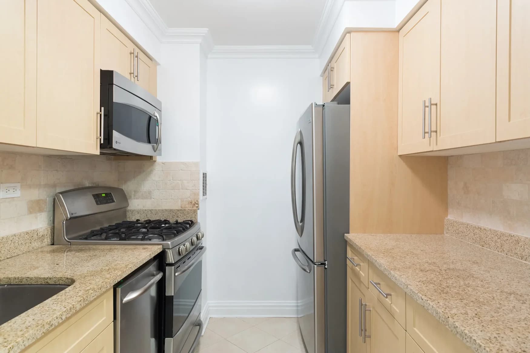 210 West 89 Street #004F, Manhattan, NY 10024 apartment_kitchen 1