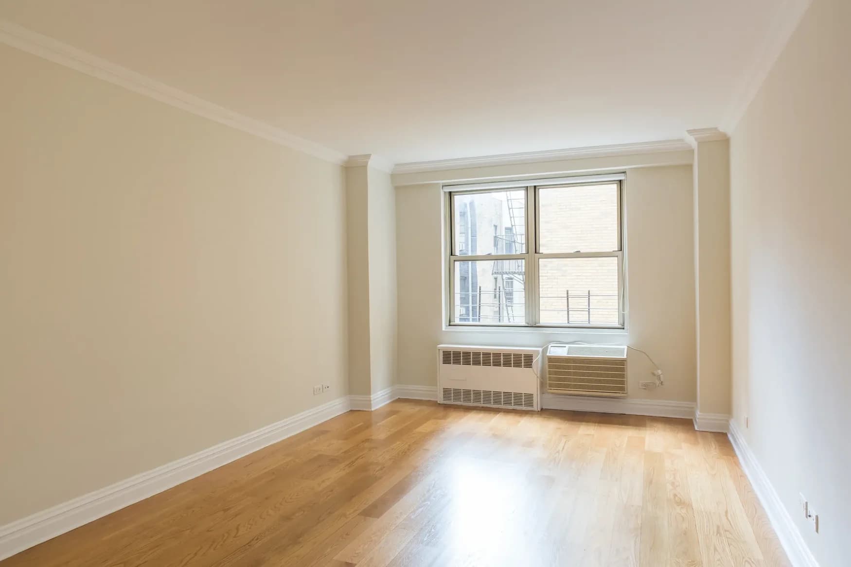 210 West 89 Street #005A, Manhattan, NY 10024 apartment_bedroom_room 1
