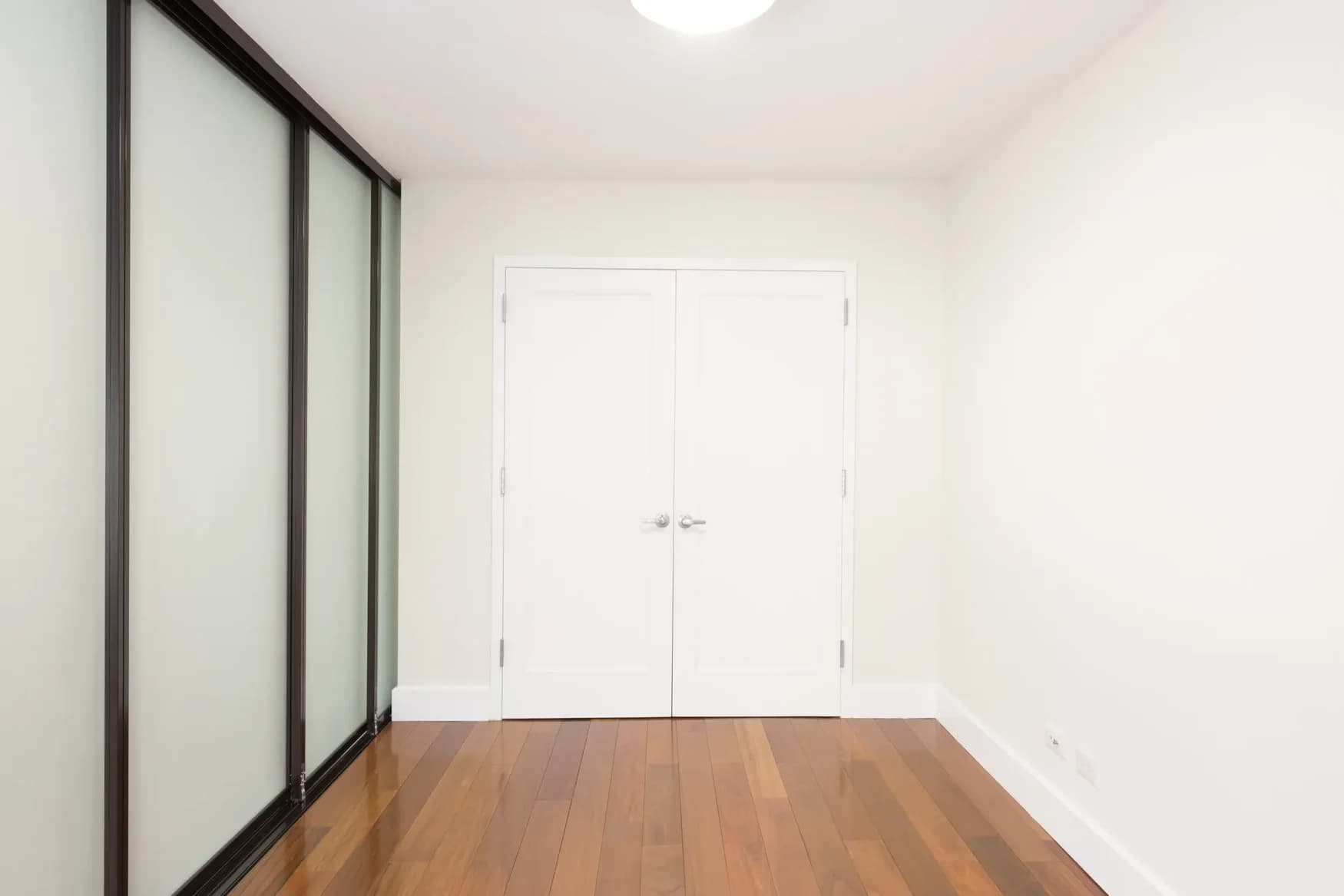 210 West 89 Street #009C, Manhattan, NY 10024 apartment_bedroom_room 1
