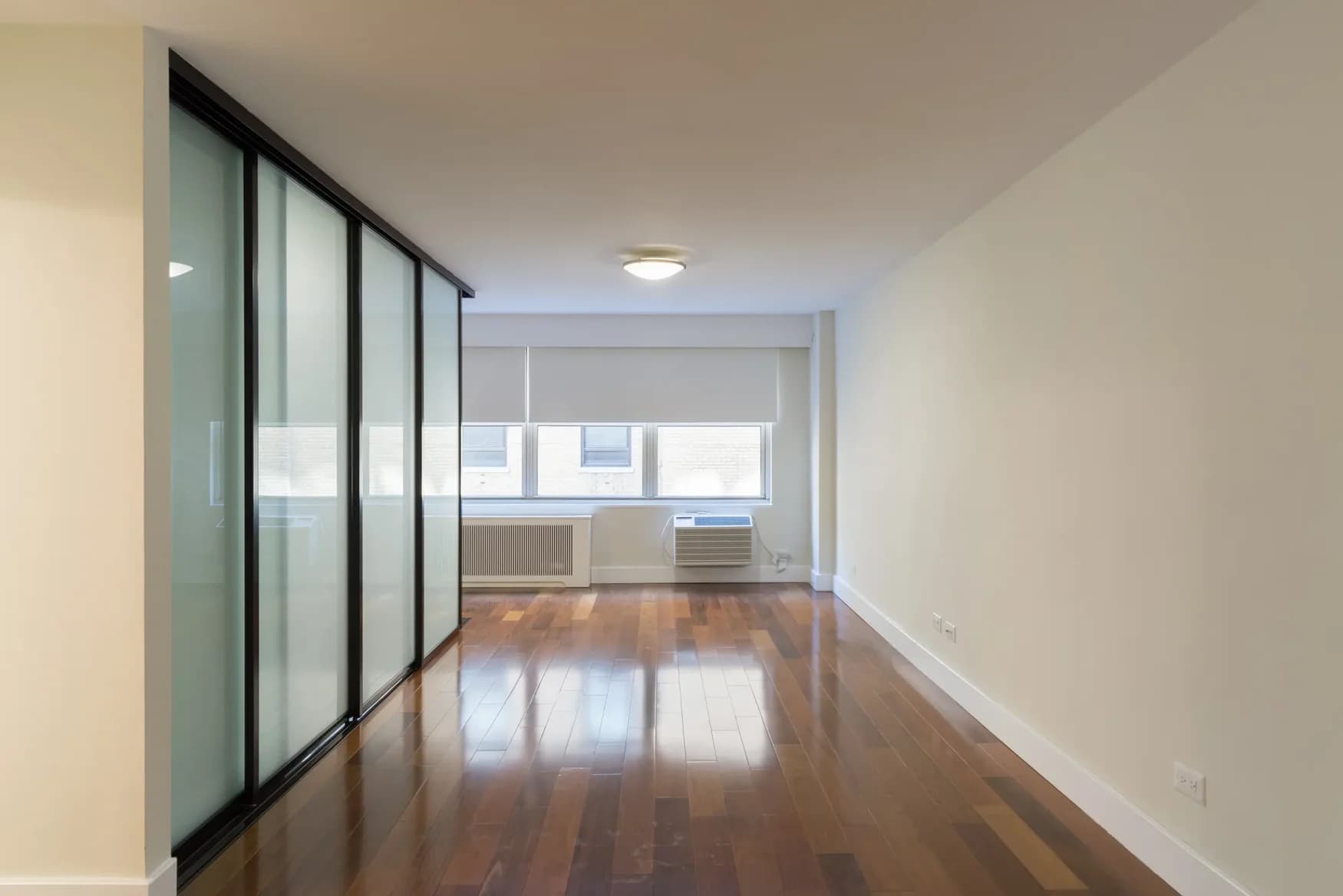210 West 89 Street #009C, Manhattan, NY 10024 apartment_bedroom_room 1