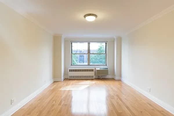 210 West 89 Street #3F, Manhattan, NY 10024