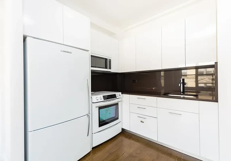 The Greystone 212 West 91 Street #1027, Manhattan, NY 10024 apartment_kitchen 1
