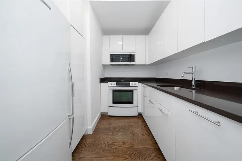 The Greystone 212 West 91 Street #1509, Manhattan, NY 10024 apartment_kitchen 1