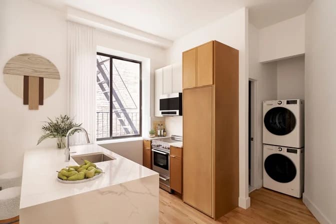 310 West 80 Street #F LINE, Manhattan, NY 10024