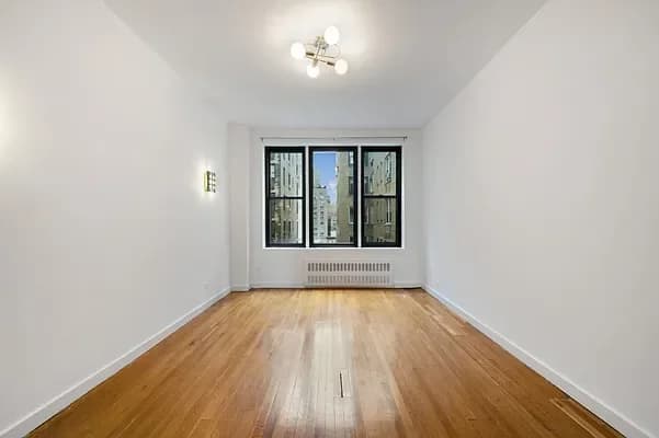 308 W 82 St #12A, Manhattan, NY 10024