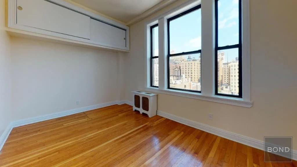 324 W 84 St #122, Manhattan, NY 10024 apartment_bedroom_room 1