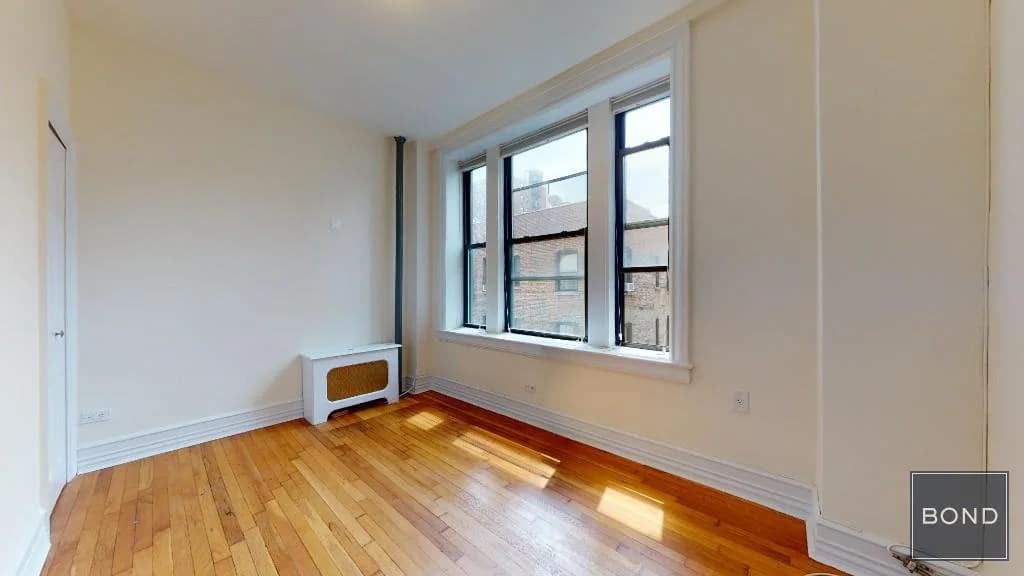 324 W 84 St #64, Manhattan, NY 10024 apartment_bedroom_room 1