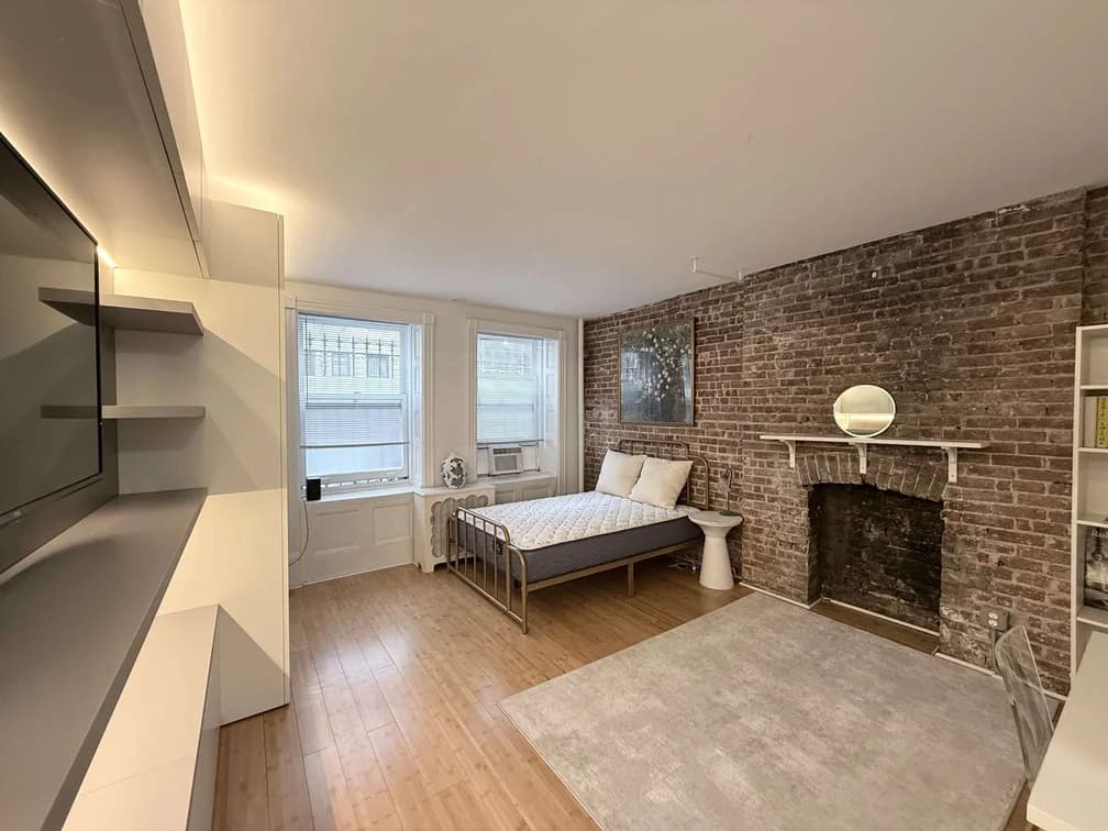 335 West 85 Street #1A, Manhattan, NY 10024 - Image 1