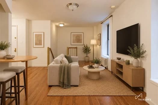310 W 95 St #2E, Manhattan, NY 10025 - Image 1