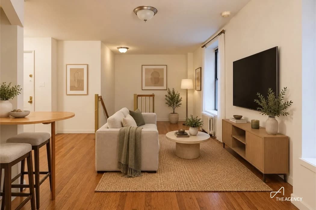310 W 95 St #2E, Manhattan, NY 10025 apartment_living_room 1