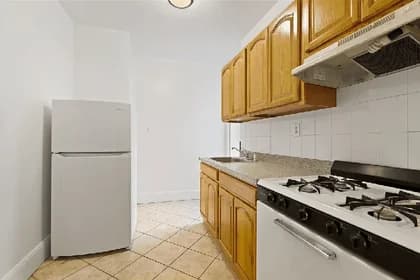 336 West 95 Street #76, Manhattan, NY 10025