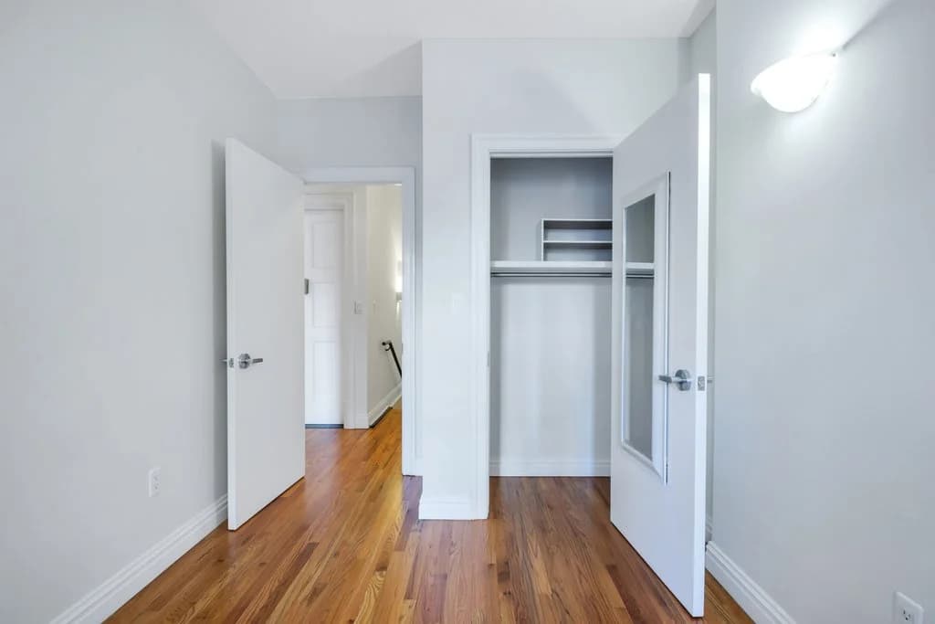 37 West 54 Street #PHB, Manhattan, NY 10019 apartment_bedroom_room 1