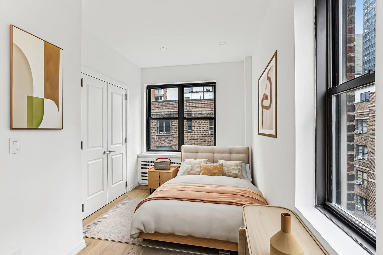160 East 48 Street #13Y-6, Manhattan, NY 10017 apartment_bedroom_room 1
