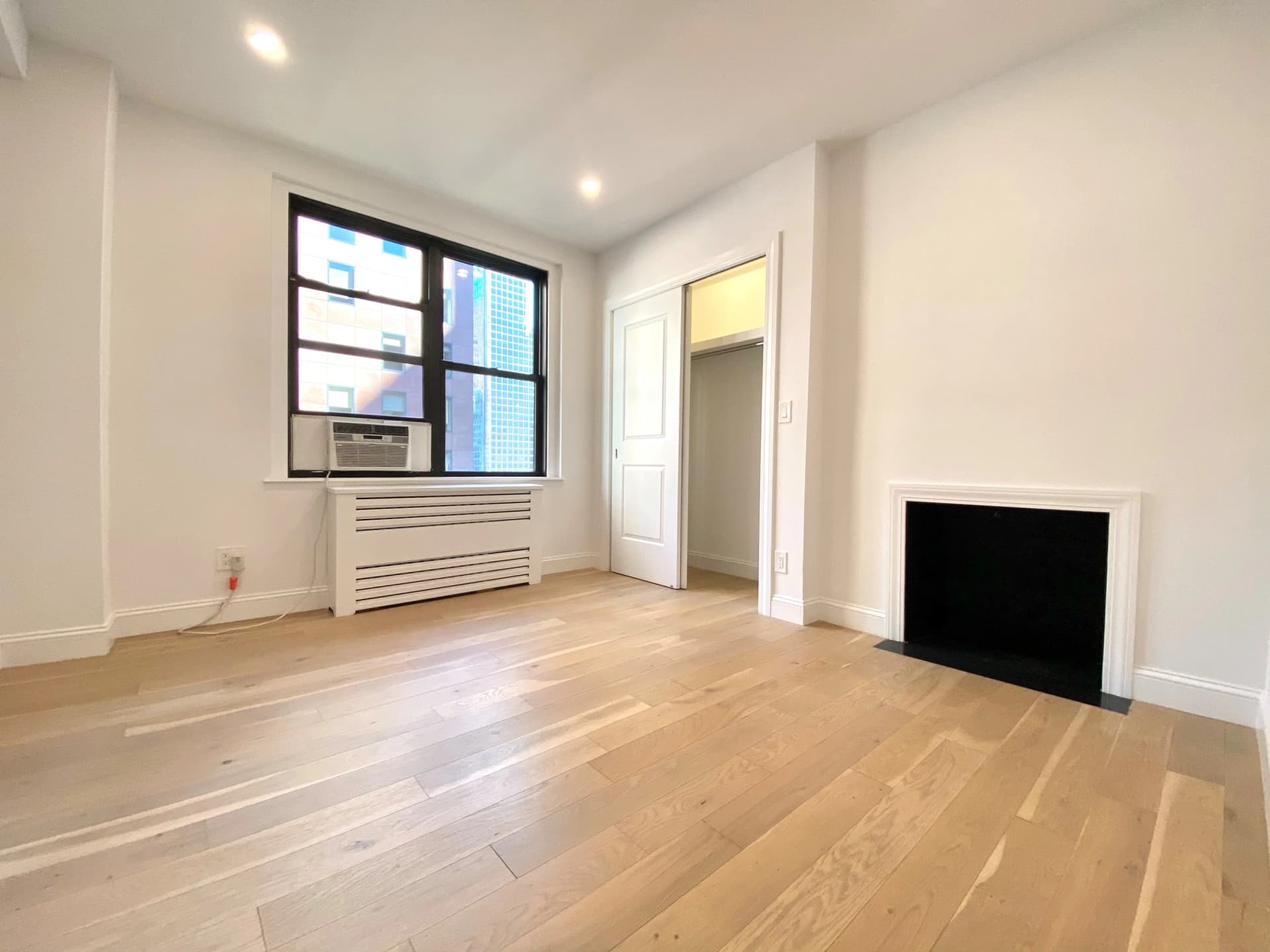 160 East 48 Street #14R, Manhattan, NY 10017 apartment_bedroom_room 1