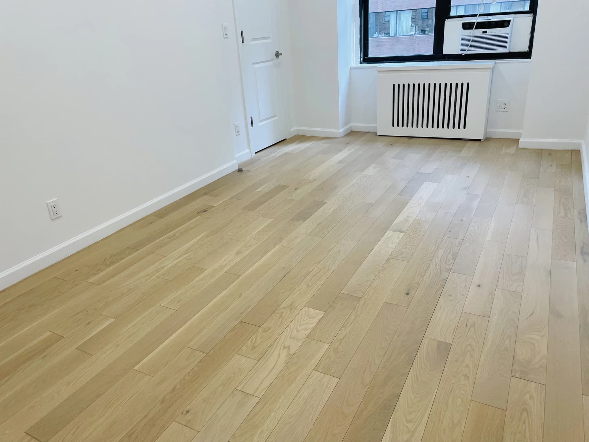 160 East 48 Street #3K-1, Manhattan, NY 10017 apartment_bedroom_room 1