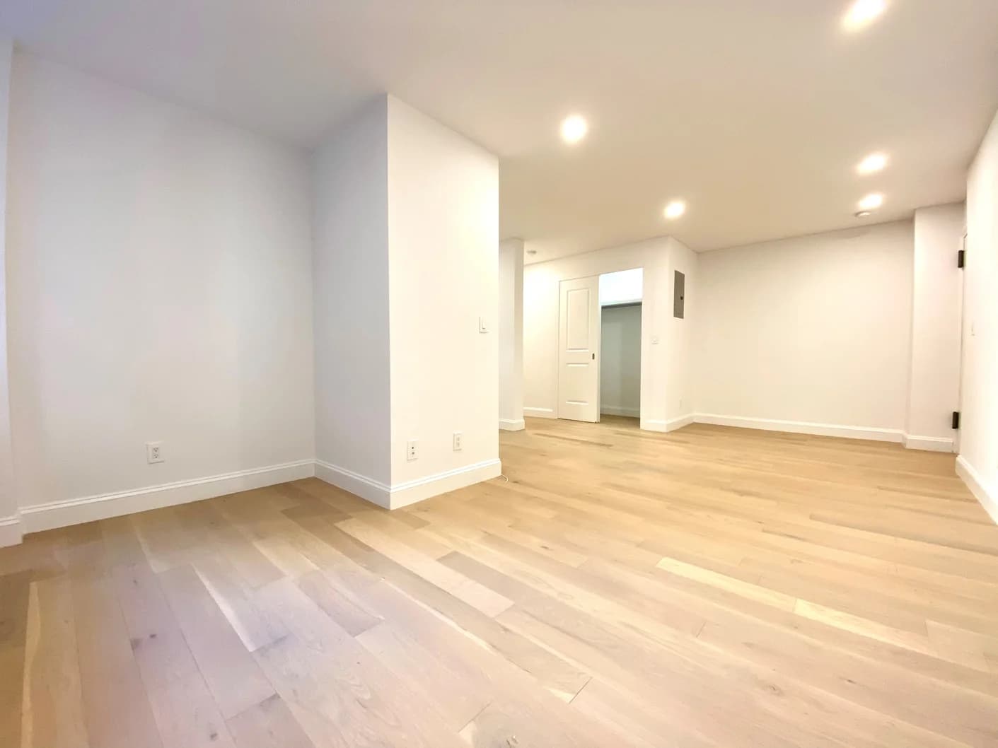 160 East 48 Street #5H-3, Manhattan, NY 10017
