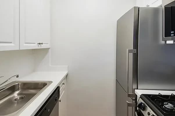 136 East 55 Street #2E, Manhattan, NY 10022