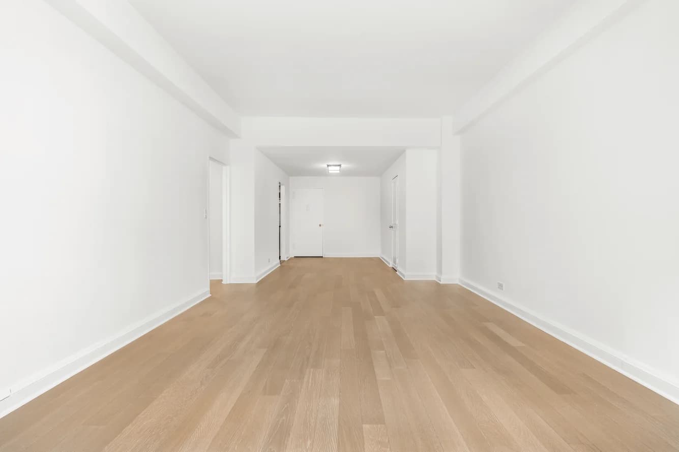 136 East 55 Street #9K, Manhattan, NY 10022 apartment_living_room 1