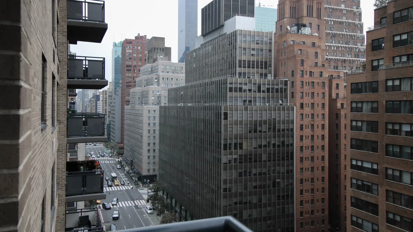 245 East 40 Street #10E, Manhattan, NY 10017 apartment_view 1