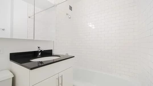 245 East 40 Street #14A, Manhattan, NY 10017 - Image 1