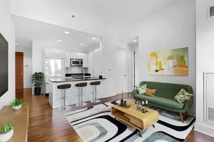 250 East 49 Street #11-B, Manhattan, NY 10017