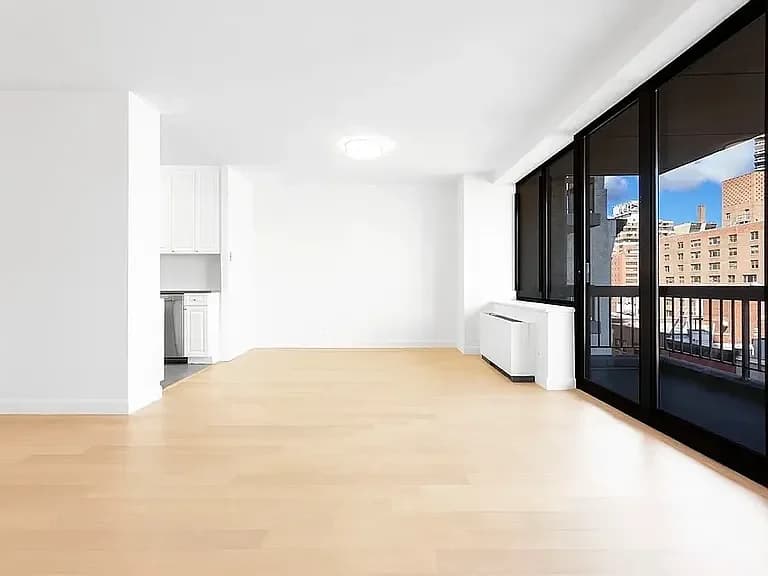 245 East 58 Street #07B, Manhattan, NY 10022 apartment_living_room 1
