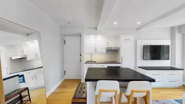 45 Tudor City Place #1904, Manhattan, NY 10017 apartment_kitchen 1