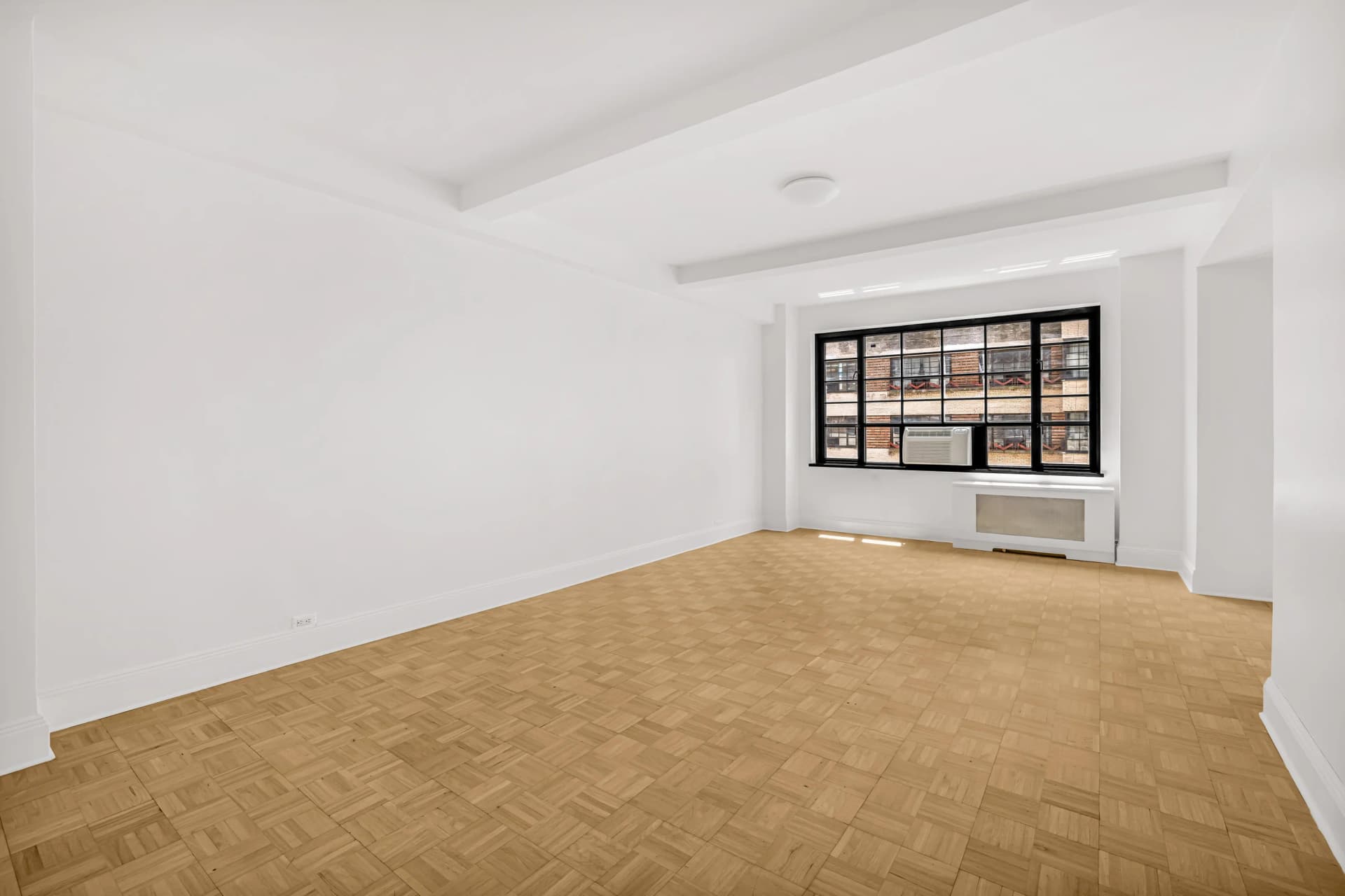 307 East 44 Street #1108, Manhattan, NY 10017