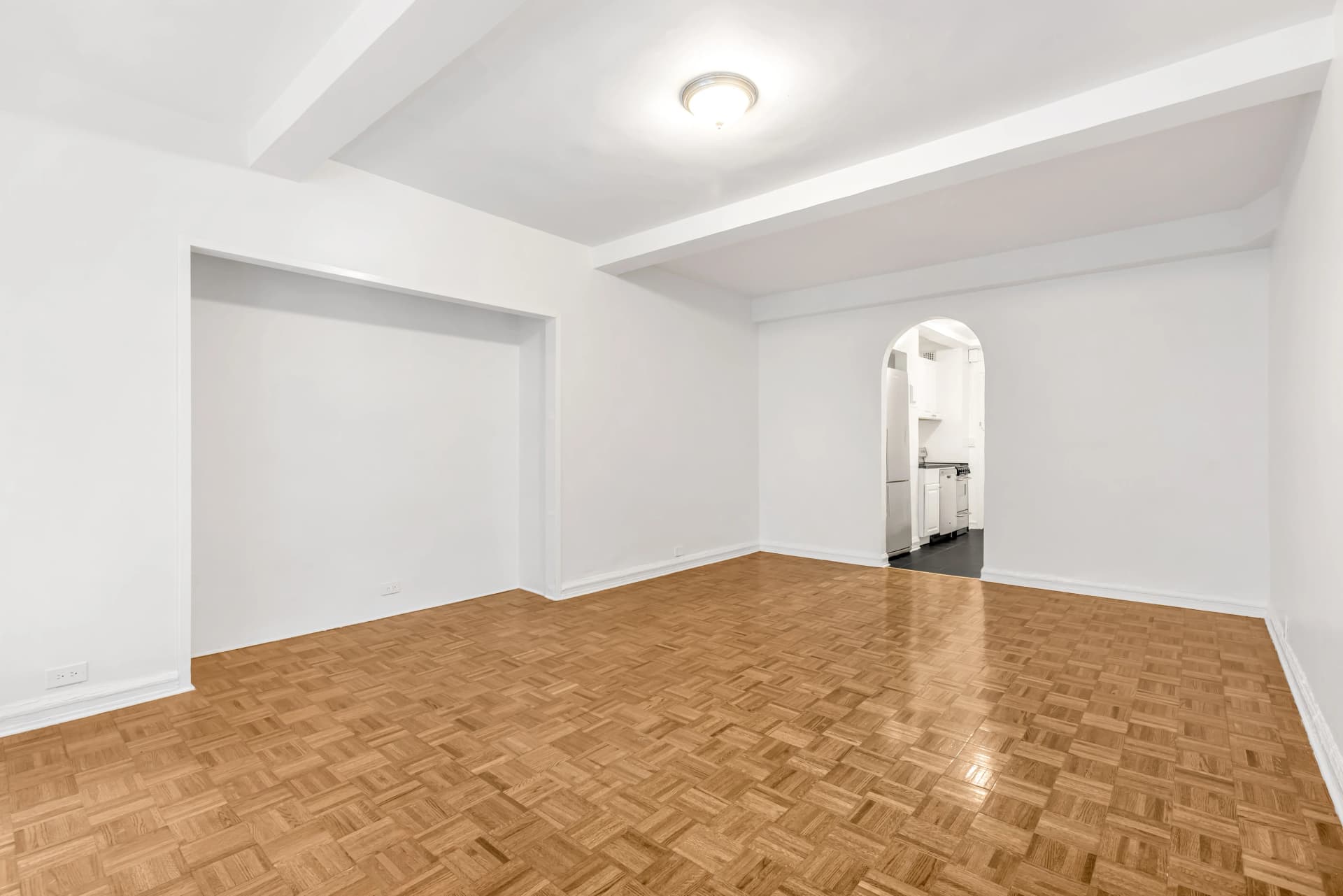 307 East 44 Street #304, Manhattan, NY 10017 apartment_living_room 1