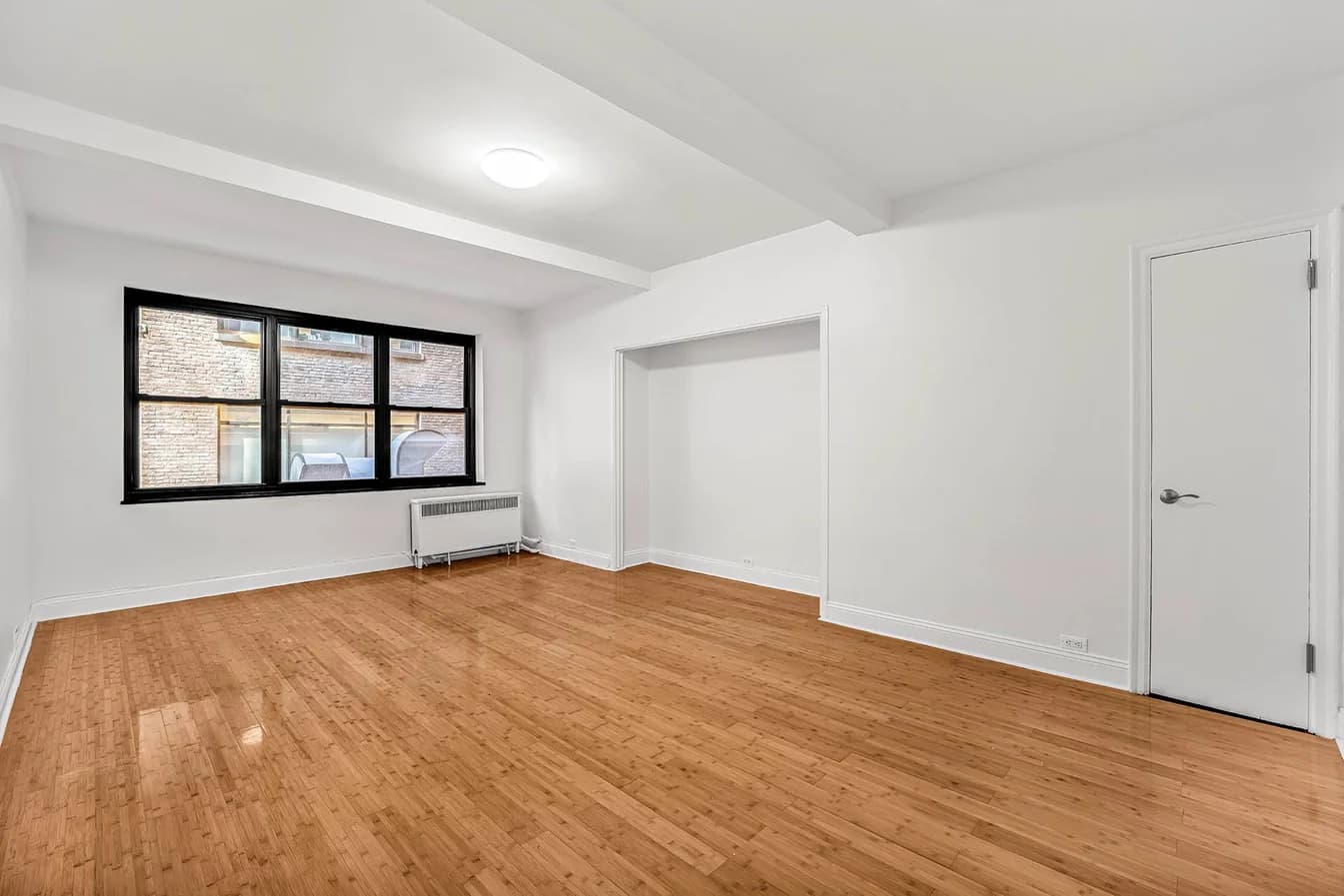307 East 44 Street #309, Manhattan, NY 10017 apartment_bedroom_room 1