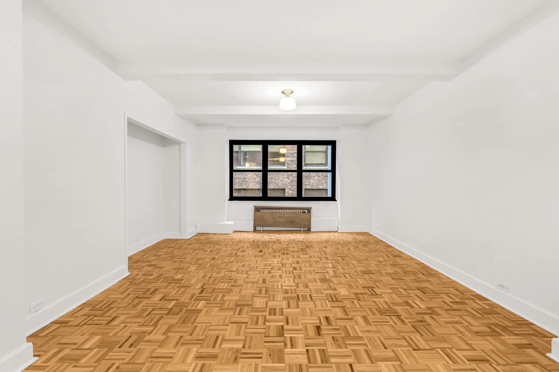 307 East 44 Street #621, Manhattan, NY 10017