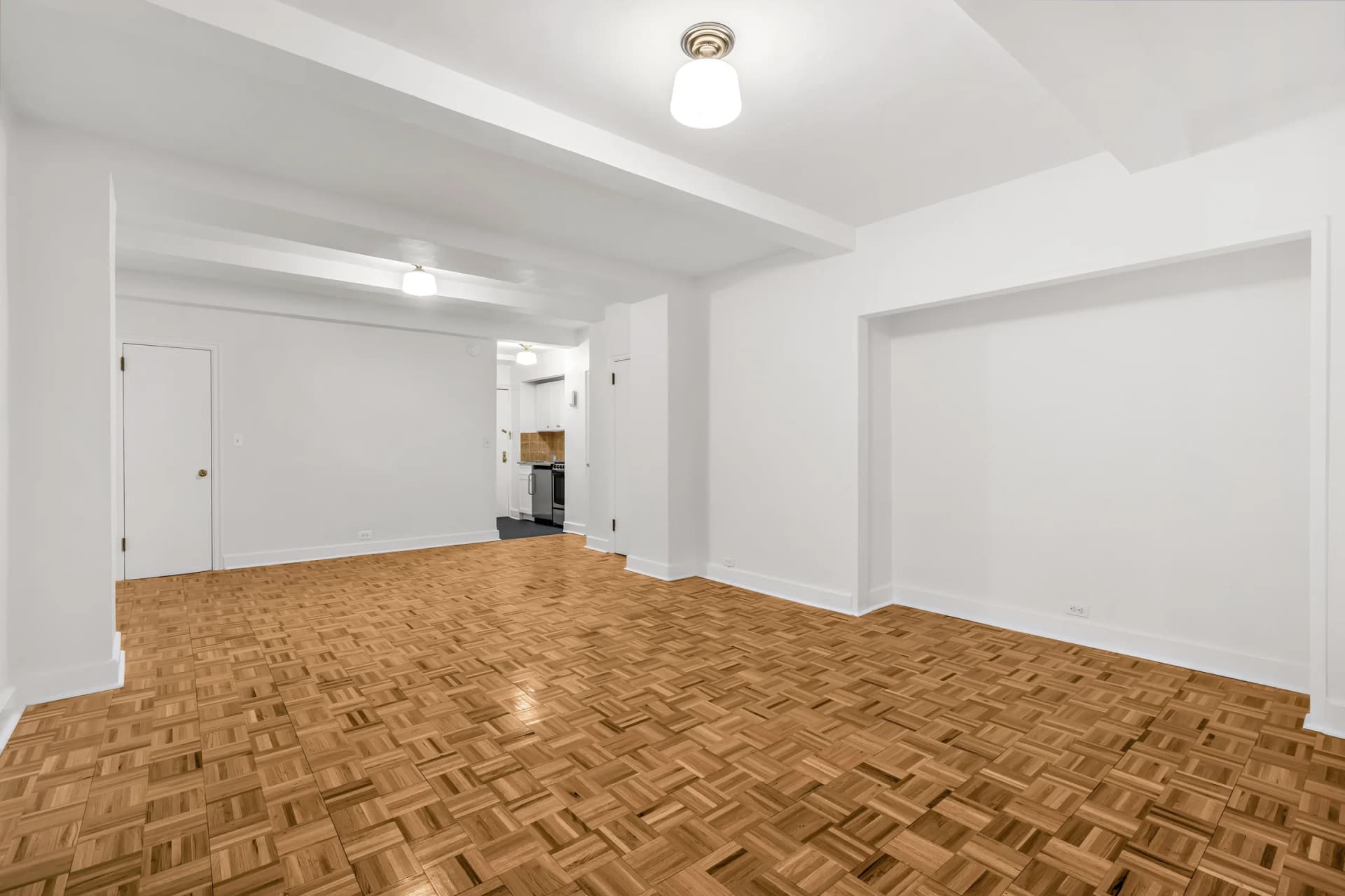 307 East 44 Street #621, Manhattan, NY 10017
