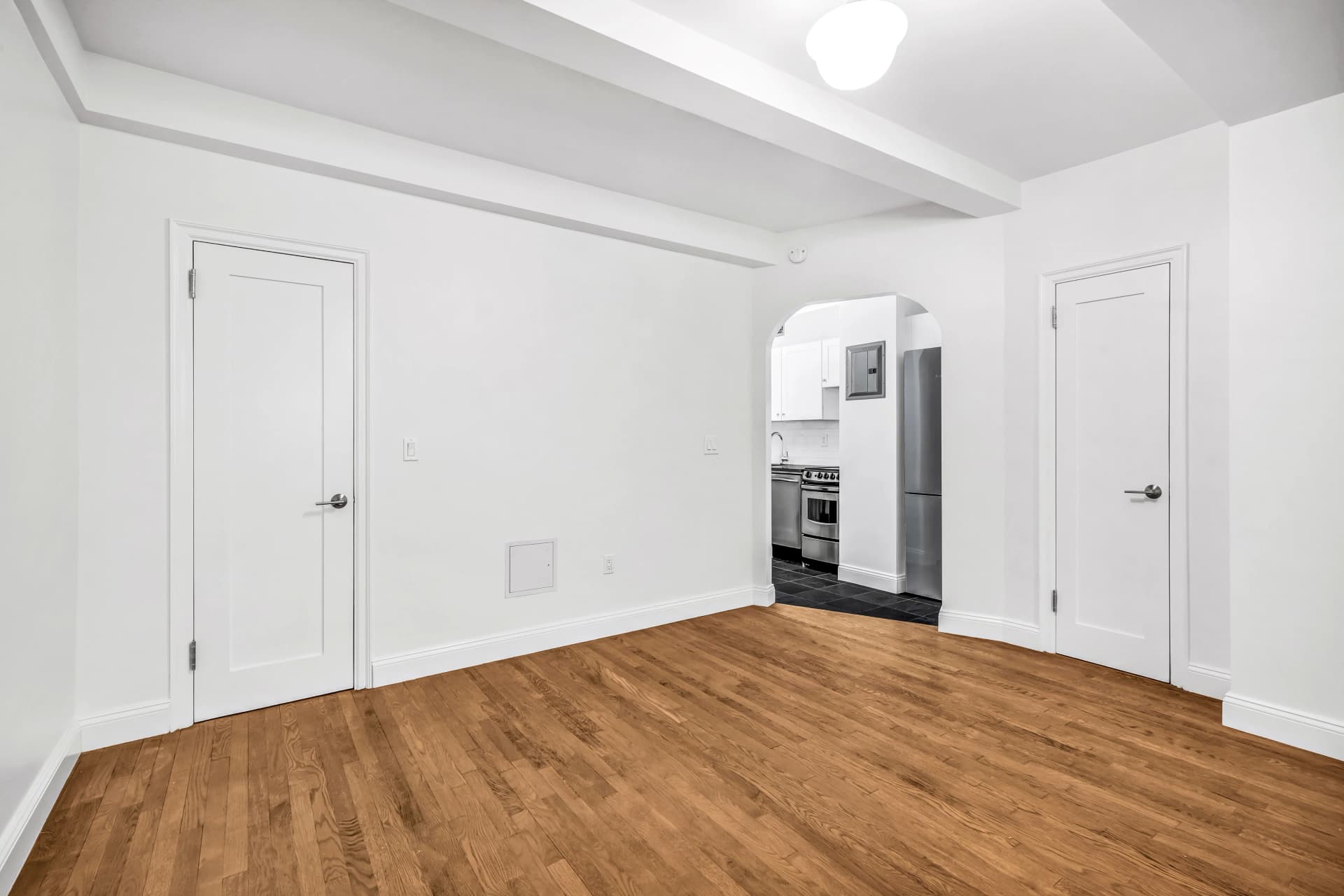 307 East 44 Street #721, Manhattan, NY 10017 apartment_bedroom_room 1