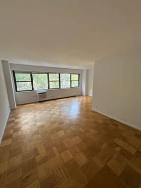 330 East 46 Street #4H, Manhattan, NY 10017